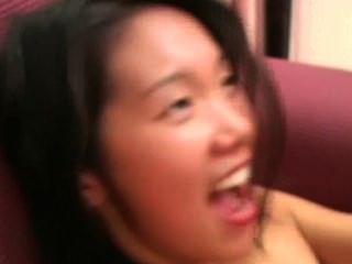 Angeline: застенчивый Азиатская девушка кричит во время трудного трахаются