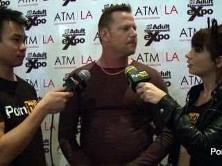 pornhubtv член chibbles интервью на 2014 AVN Awards