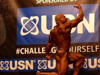 musclebull Barny Дюплесси - класс 3 - НАББА Вселенная 2014