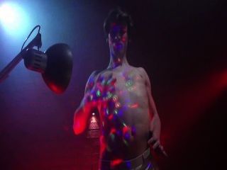 "Волшебная лампа" много эротических видео, голые парни - www.candymantv.com