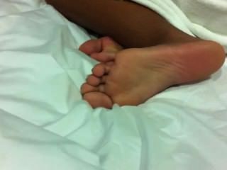 Японская девушка подошвах ног пальцев ног Footjob подруга